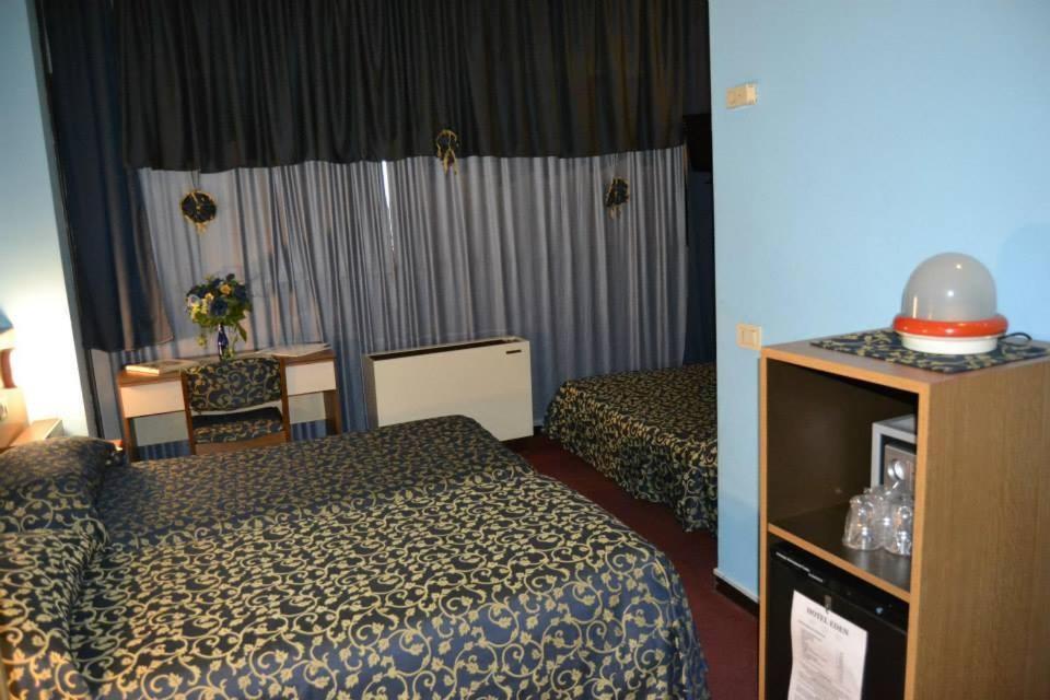Hotel Eden Osio Sotto Chambre photo