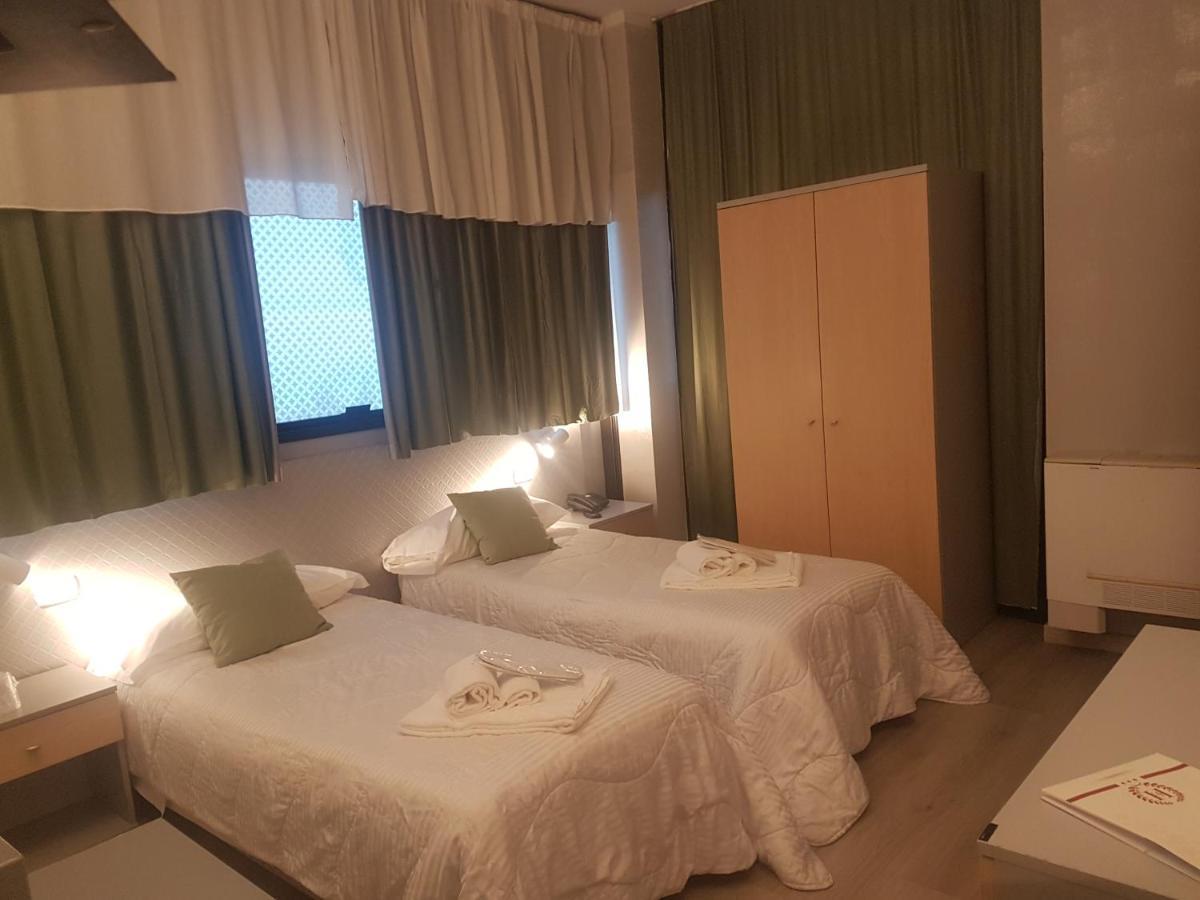 Hotel Eden Osio Sotto Extérieur photo